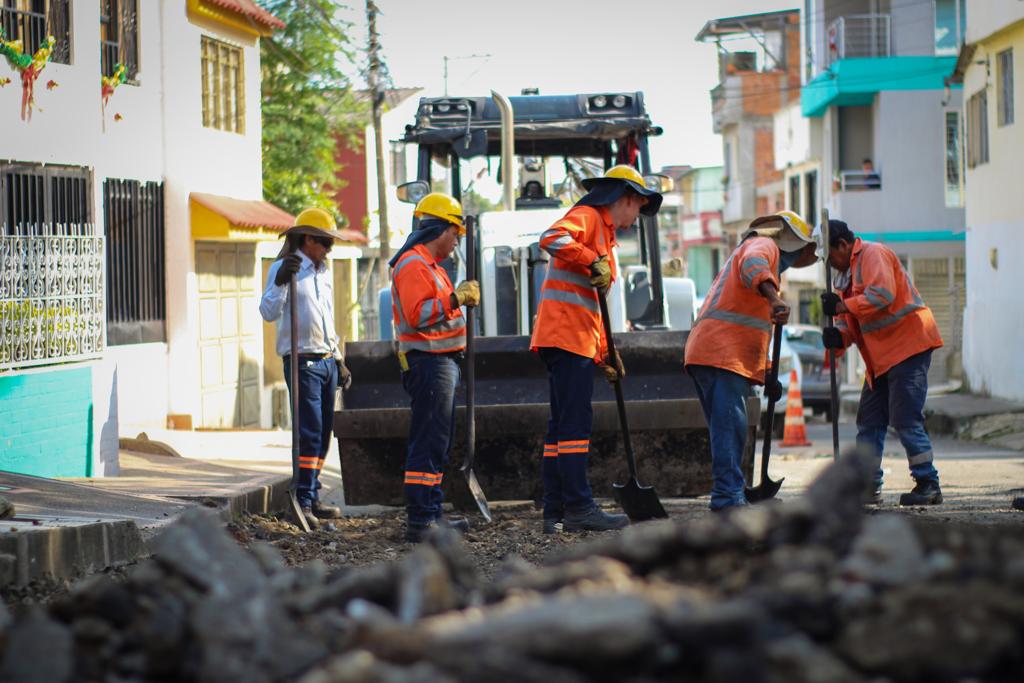 Alcaldía busca oferente para pavimentar más de 130 calles de Ibagué