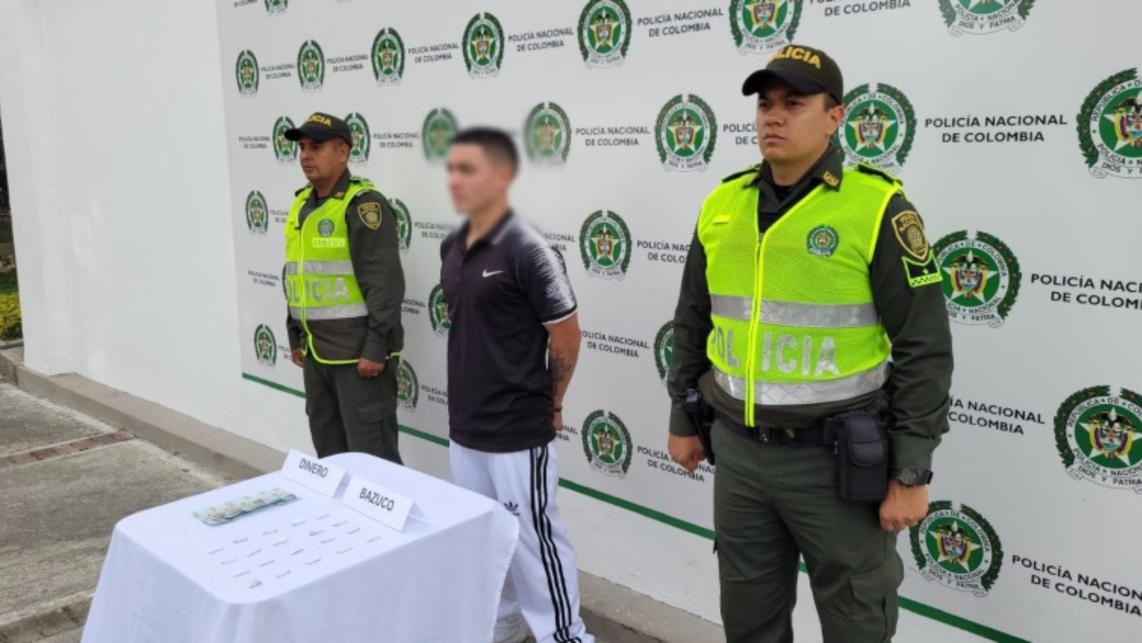 Pillado en flagrancia vendiendo estupefacientes en pleno centro de Ibagué