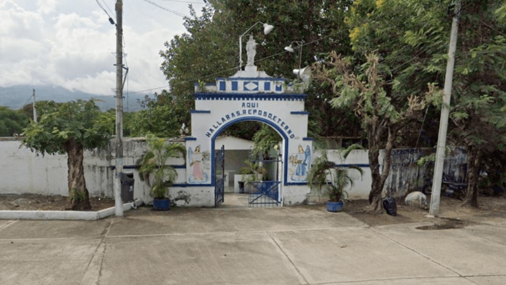 Profanación de tumbas y estafas en el cementerio de Lérida Profanación de tumbas y estafas en el cementerio de Lérida