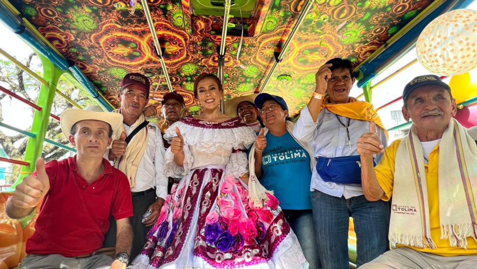 Lotería del Tolima homenajeó a sus vendedores en el Desfile de San Pedro