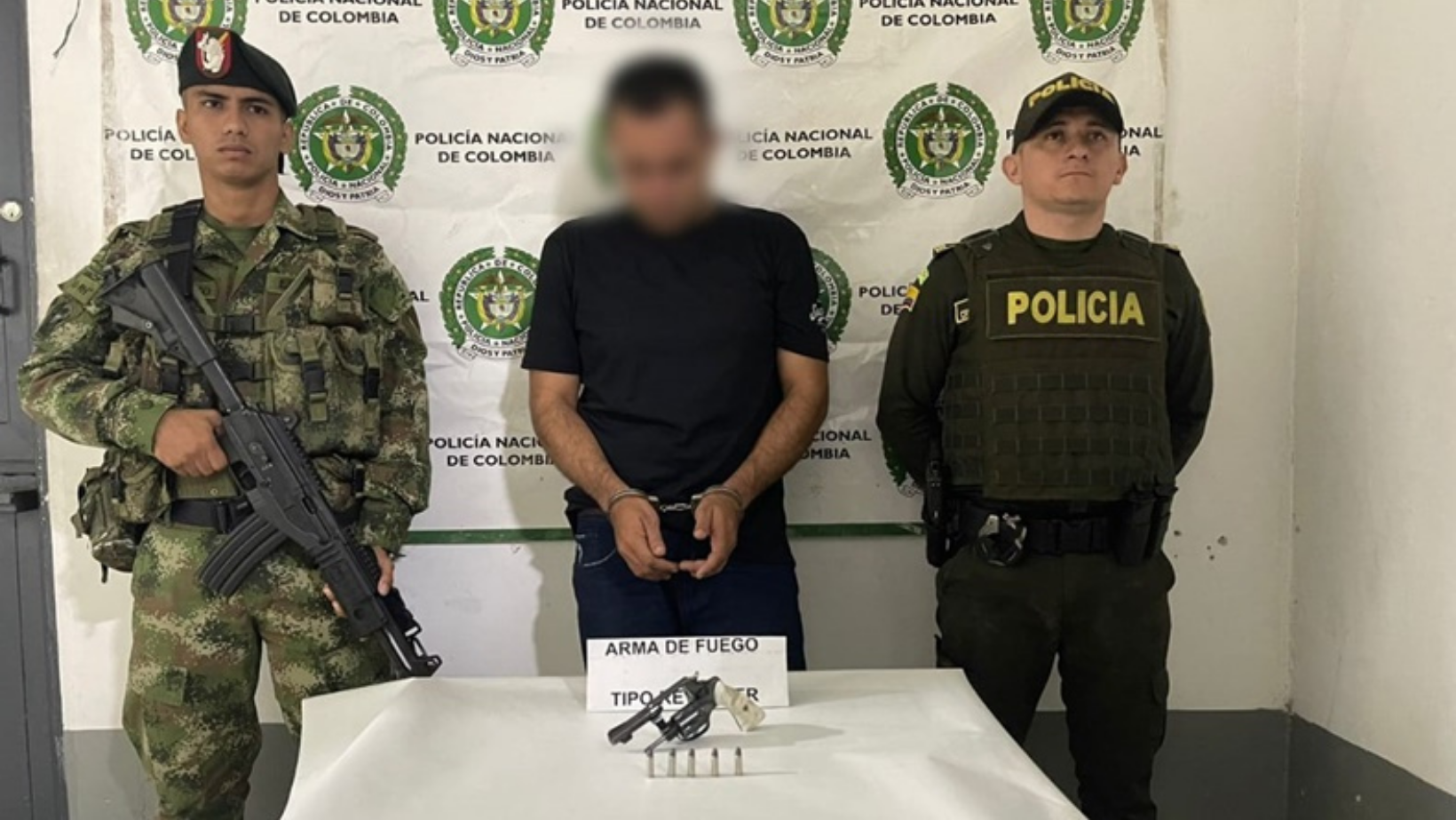 Arrestan a hombre y confiscan arma de fuego en Planadas