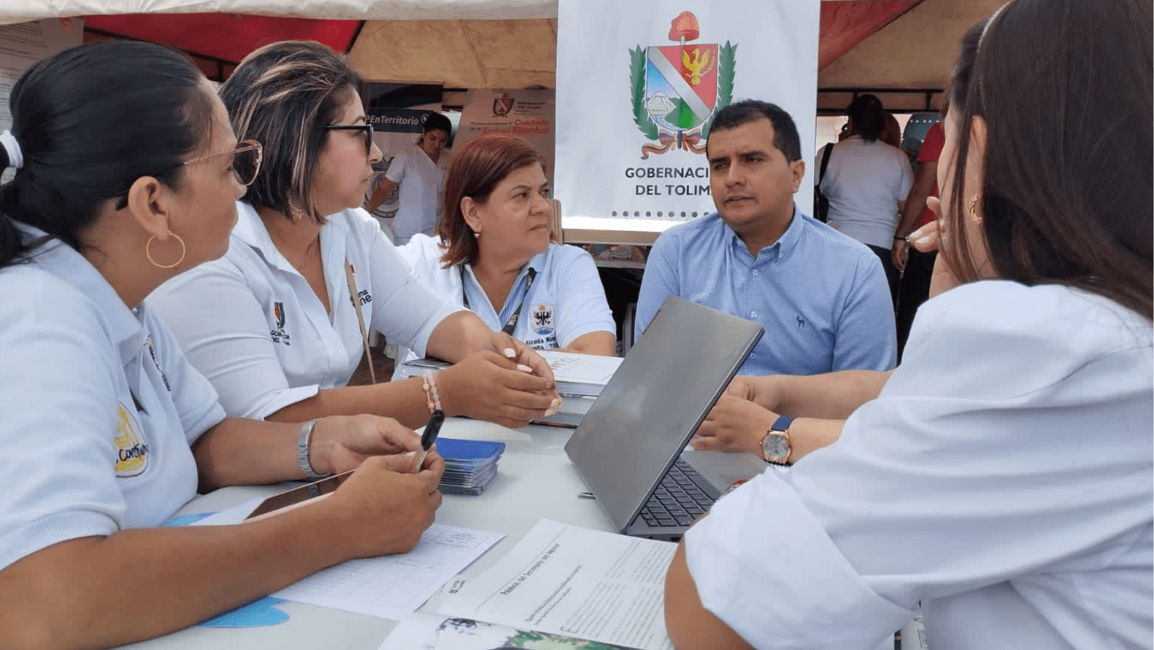 <em>Oferta institucional de la Gobernación del Tolima llegó a Honda en cumplimiento de alerta de la Defensoría del Pueblo</em>