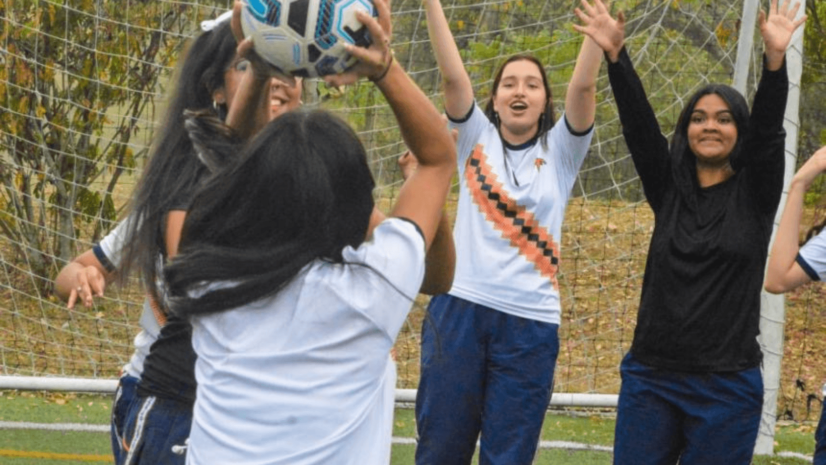 Juegos Intercolegiados avanzan en su organización para la versión 2023