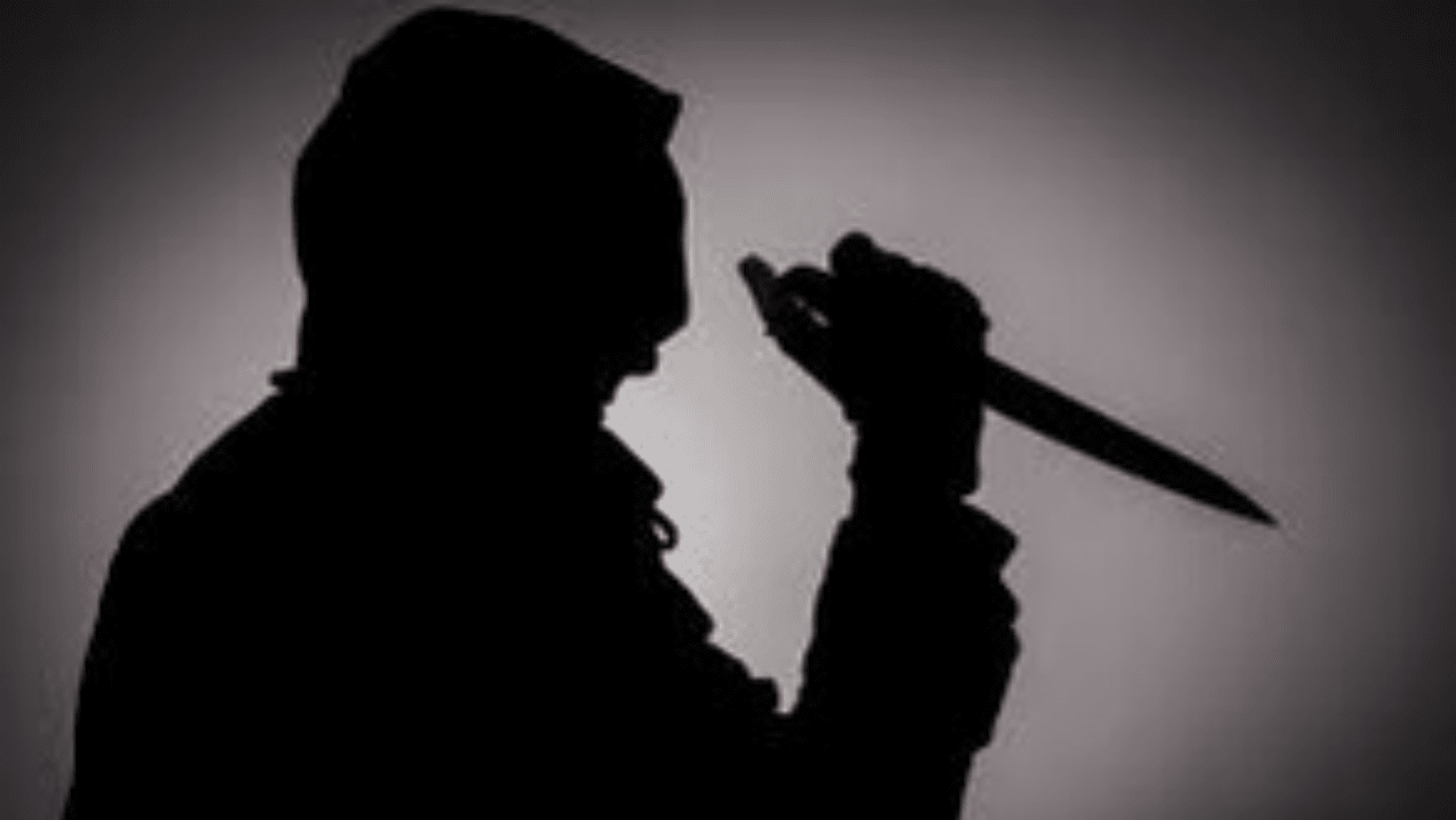 ¡Con cuchillo clavado en el rostro! Llegó hombre al hospital de Cajamarca