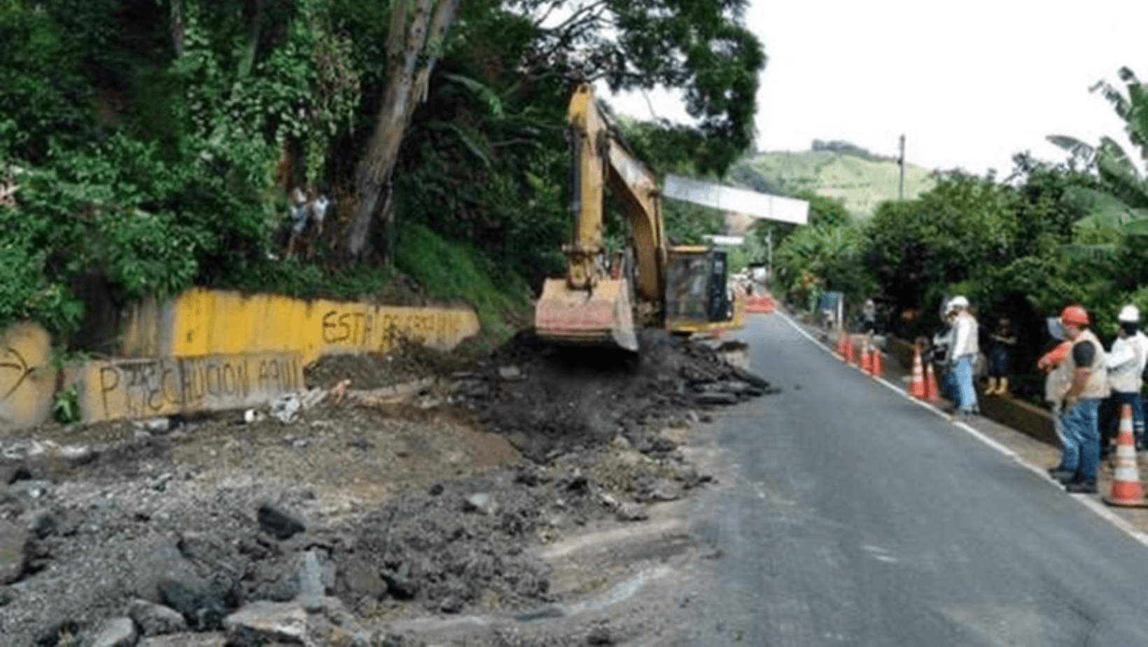 Alcalde de Cajamarca demanda a la Gobernación del Tolima por falta de intervención vial urgente