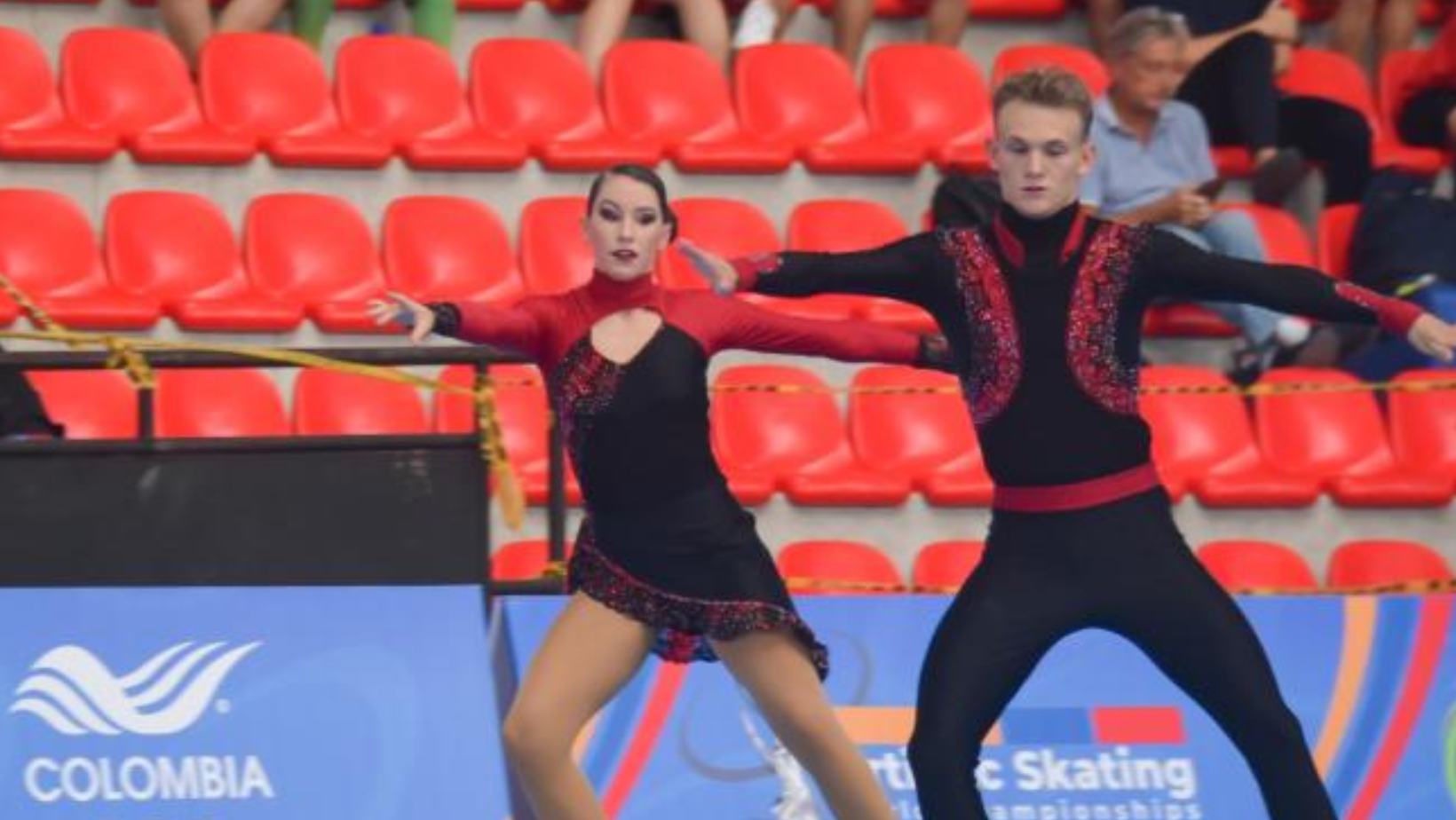 Mundial de Patinaje Artístico continúa brindando espectáculo