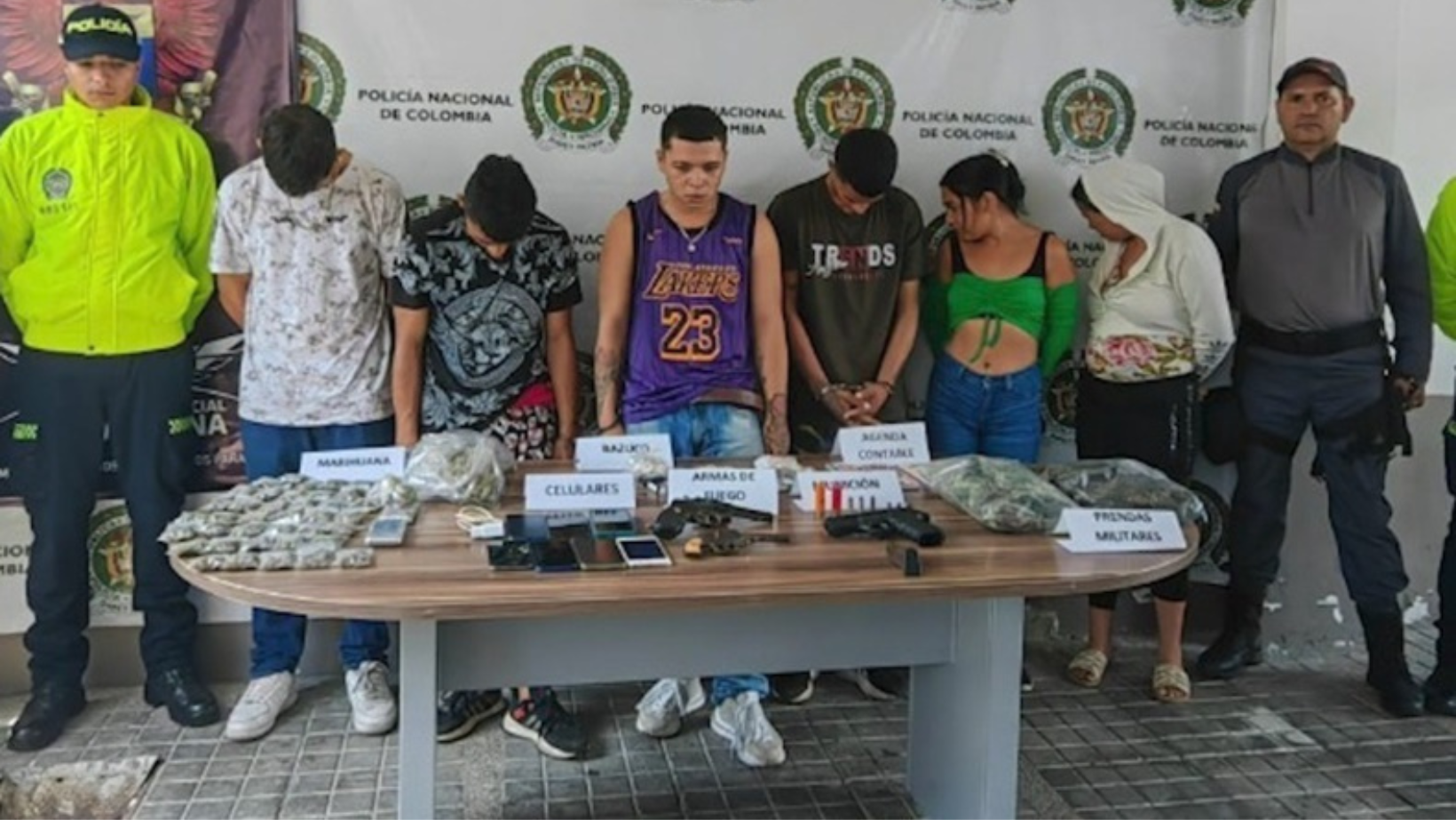 Imputan cargos a seis individuos por delitos de tráfico de armas y drogas en Melgar