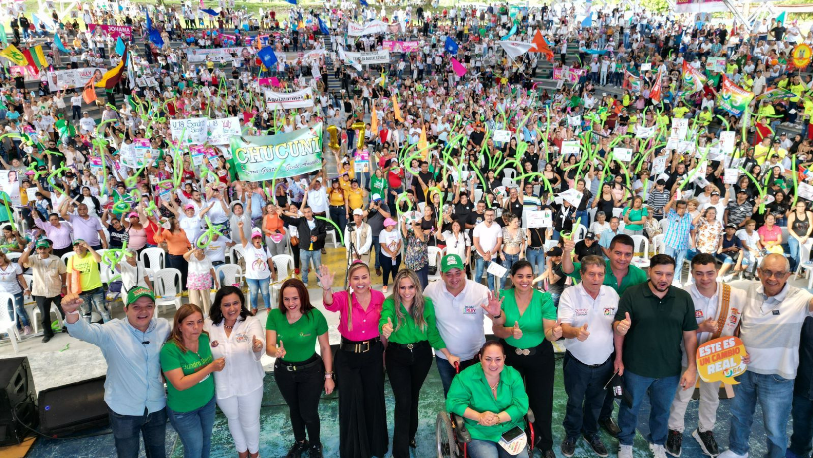 Johana Aranda recibe apoyo multitudinario del partido de la U