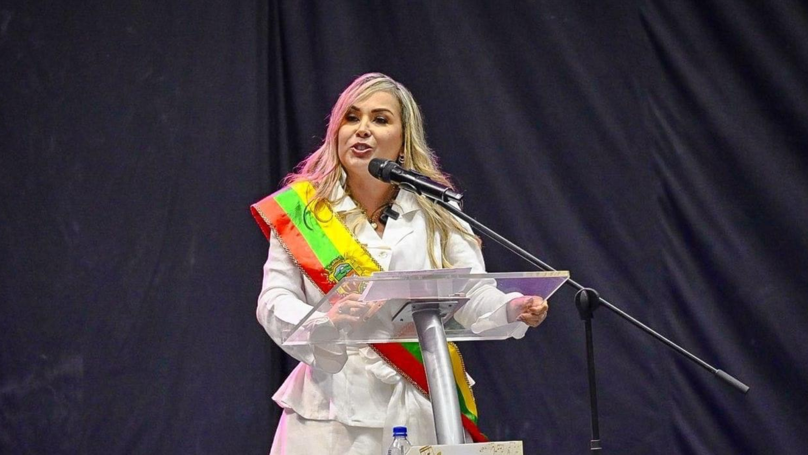 Johana Aranda se convierte en la alcaldesa de Ibagué en una ceremonia histórica
