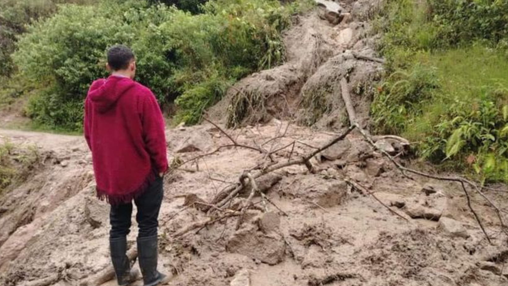 Tragedia en Rioblanco: Dos niños mueren por derrumbe