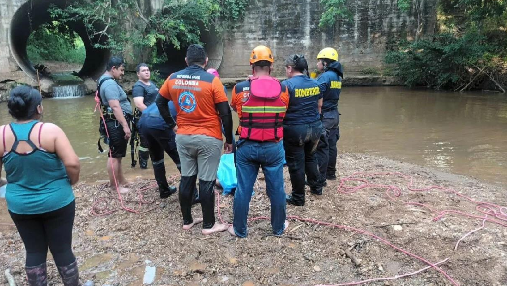 Tragedia en Carmen de Apicalá: Padre e hijo mueren ahogados