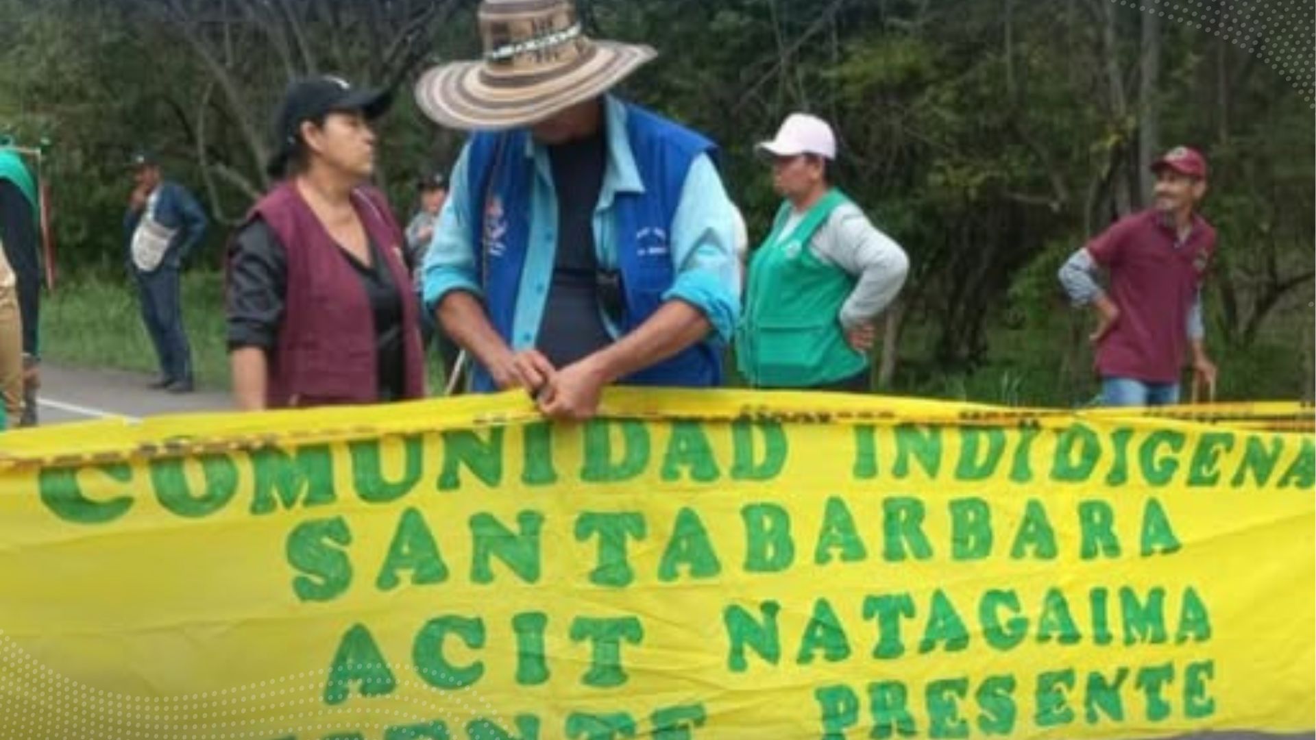 Por protestas se encuentra cerrada la vía al sur oriente del país