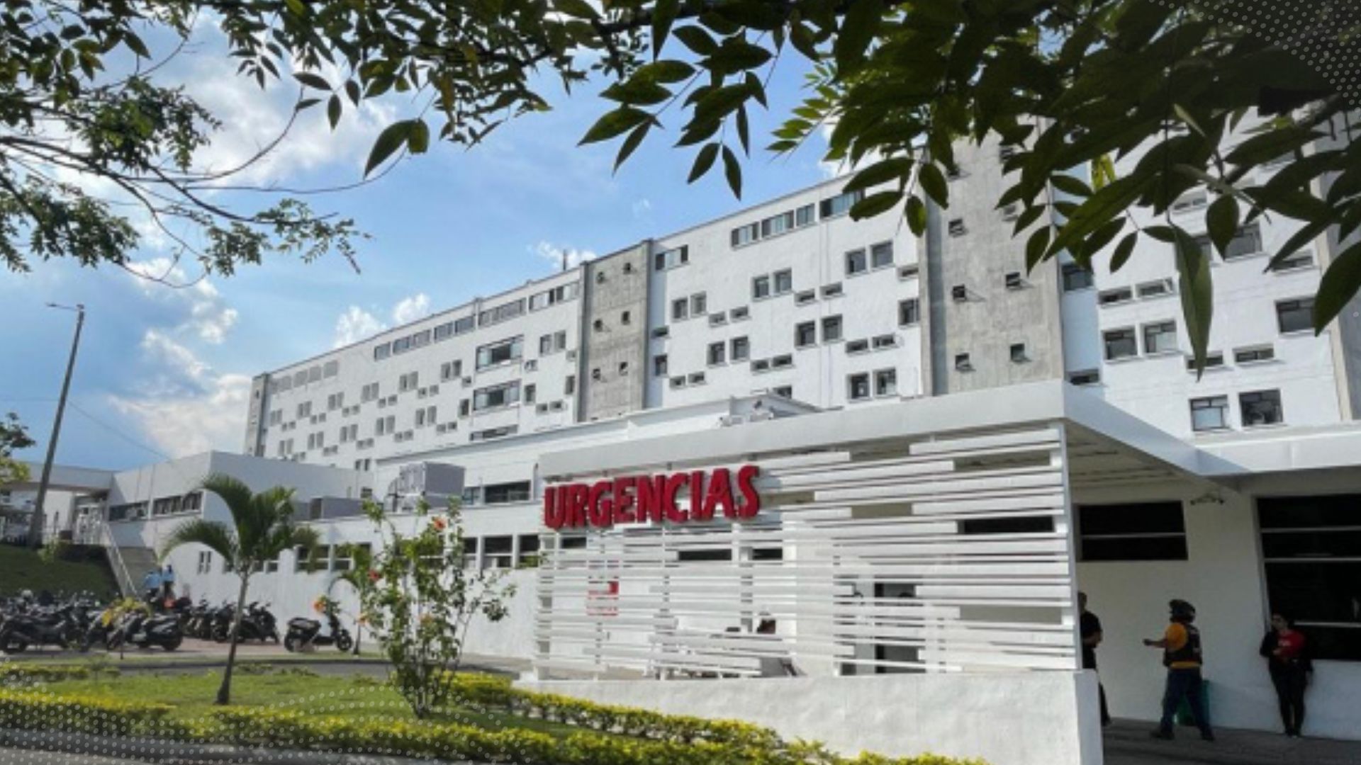 Madre de policía ruega atención médica por su cáncer mientras su hijo combate en el cauca