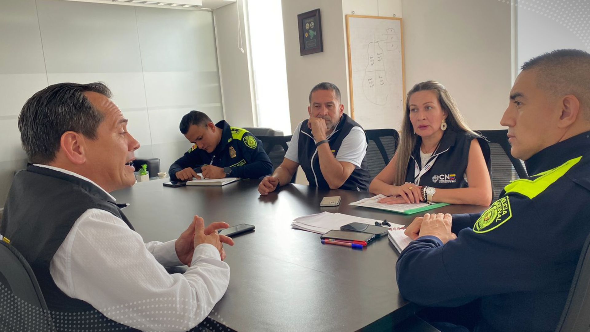 El Consejo Nacional Electoral (CNE) continúa avanzando en el alistamiento institucional para fortalecer la capacitación de la fuerza pública de cara a las próximas elecciones presidenciales