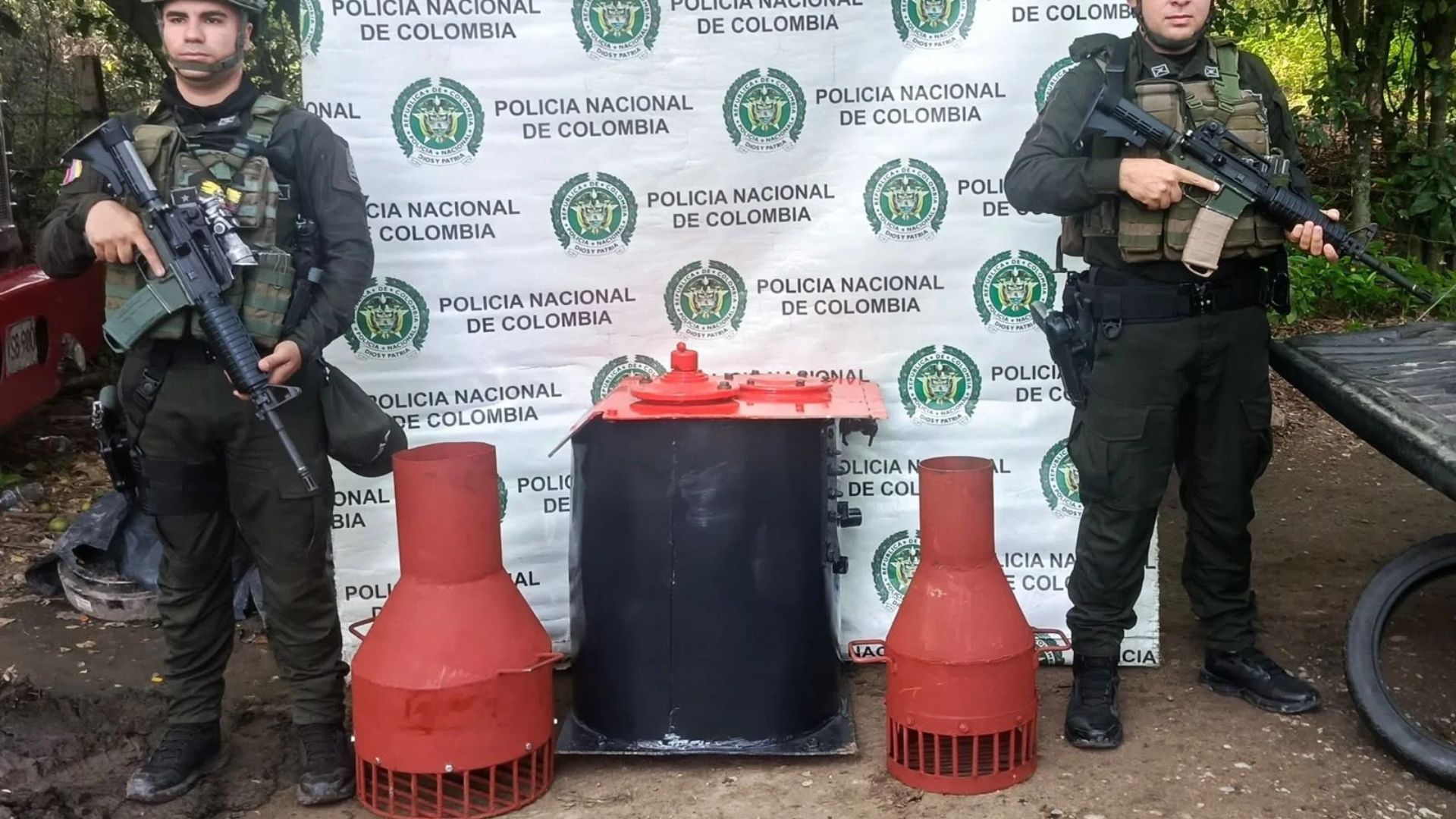 Policía y Ejército incautaron elementos presuntamente utilizados para minería ilegal en Ataco, Tolima