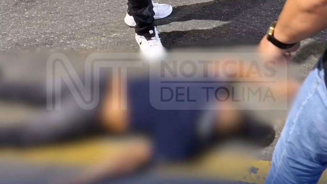 BUSCAN LA FAMILIA de Samir Antonio Suárez el hombre que fue arrollado por una moto frente a Plaza Andina en Ibagué BUSCAN LA FAMILIA de Samir Antonio Suárez el hombre que fue arrollado por una moto frente a Plaza Andina en Ibagué